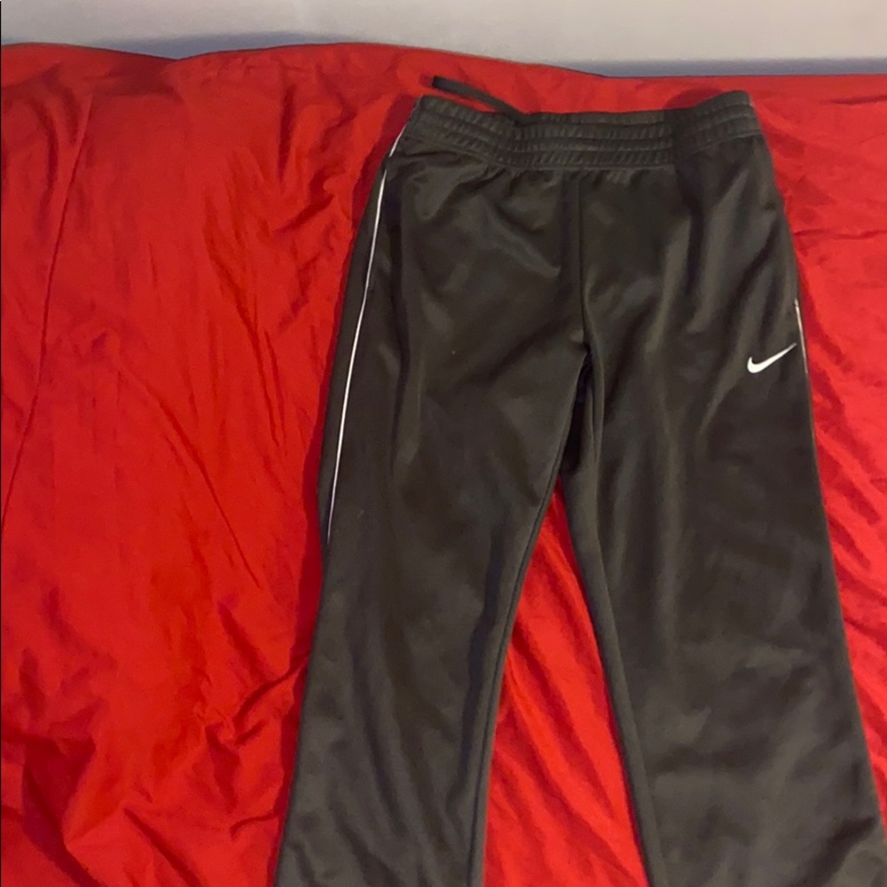 NIKE SWEATPANTS
